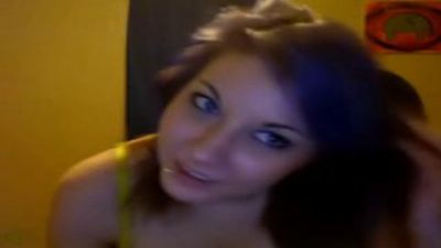 Молодая пара в очках. домашнее частное русское порно с анальным финалом